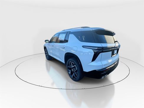 New 2026 Chevrolet Traverse High Country image 6