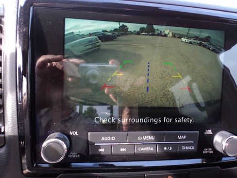Used 2022 Nissan Frontier PRO-4X w/ Off-Road Protection Package AWD/4WD image 13