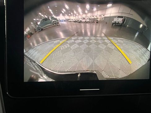 Used 2023 Polestar Polestar 2 Long Range Single Motor w/ Pilot Pack image 14