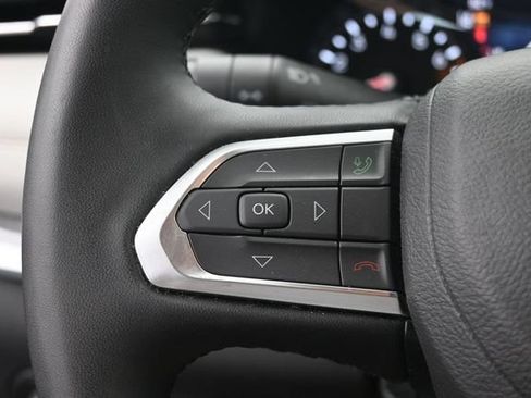 Used 2025 Jeep Compass Limited AWD/4WD image 31