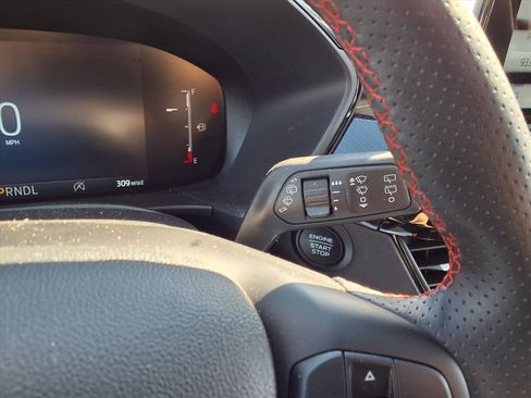 Used 2025 Ford Escape ST-Line image 16