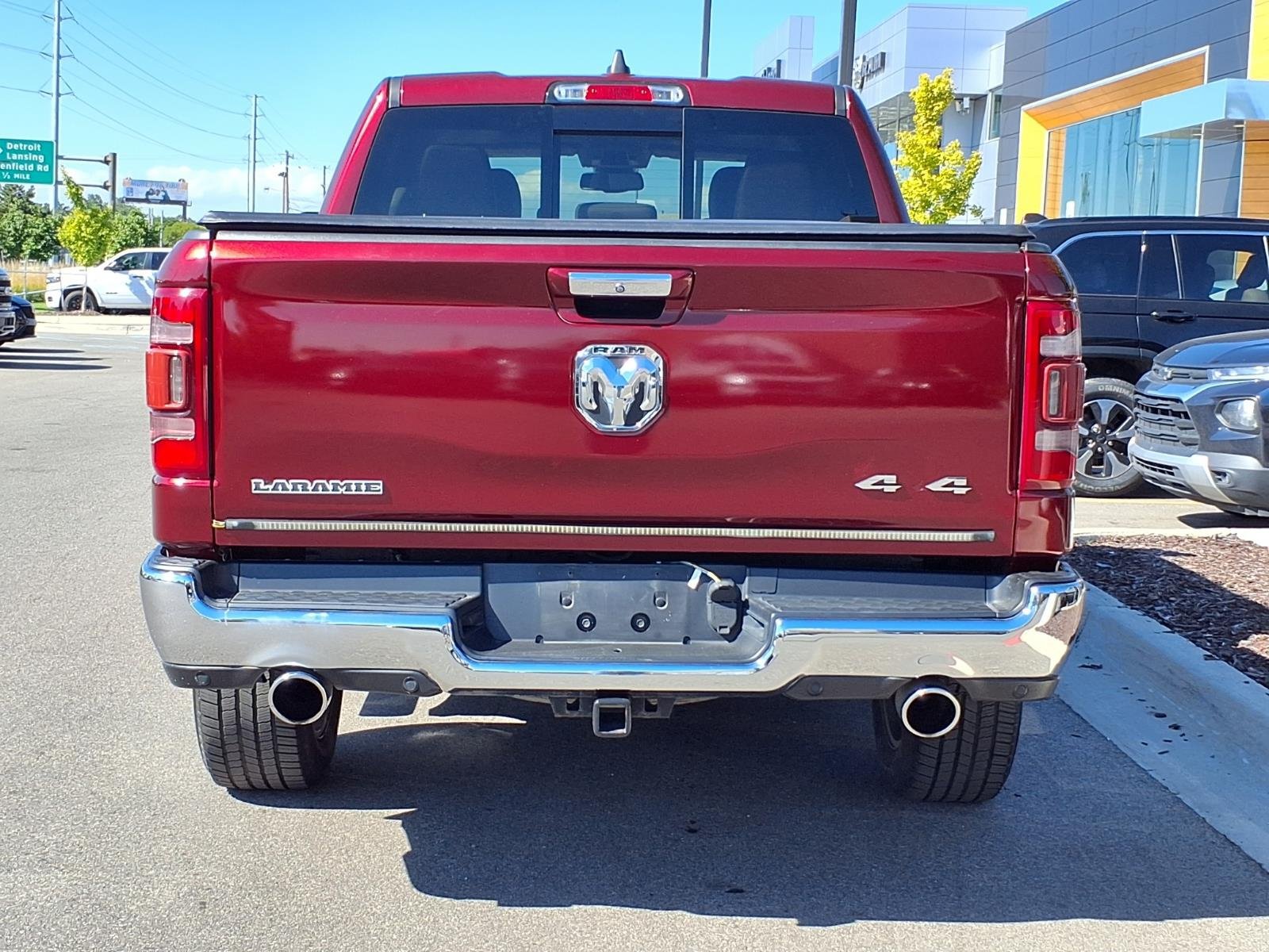 Used 2019 RAM 1500 Laramie AWD/4WD image 22
