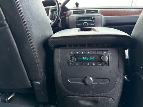 Used 2007 GMC Yukon XL SLT w/ SLT Preferred Equipment Group image 22