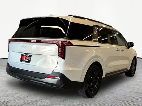 Used 2025 Kia Carnival SX Prestige FWD image 6