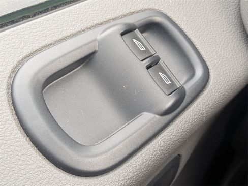 Used 2023 Ford Transit 350 XLT image 27