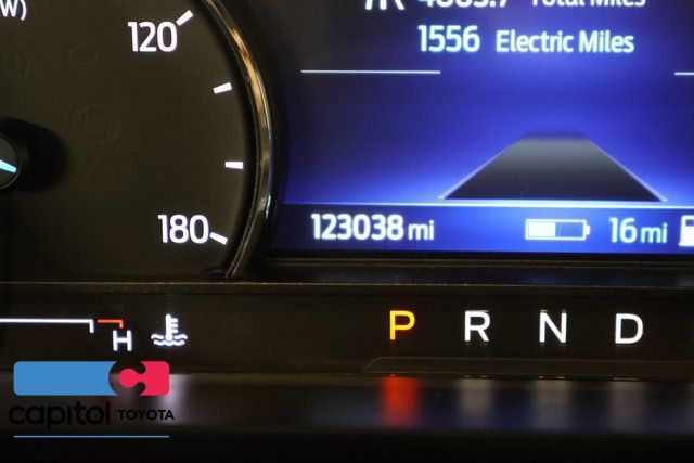 Used 2022 Ford Escape SE FWD image 15