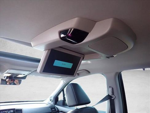 Used 2021 Honda Pilot Touring image 11