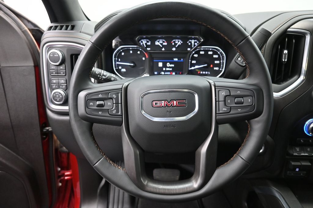 Used 2023 GMC Sierra 2500 AT4 w/ AT4 Preferred Package AWD/4WD image 7