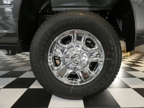 Used 2025 RAM 2500 Tradesman AWD/4WD image 8