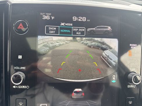 Certified 2024 Subaru Ascent Limited w/ Technology Package image 13