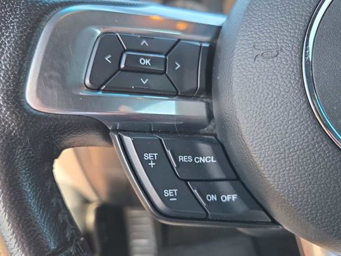 Used 2015 Ford Mustang Premium image 15
