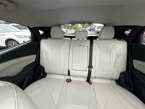 Used 2024 Ford Mustang Mach-E Premium image 23