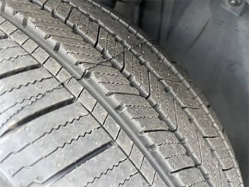 Used 2020 Jeep Compass Limited image 29