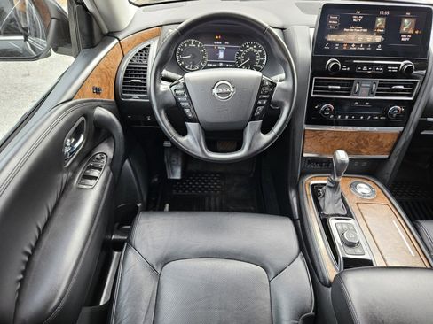 Used 2022 Nissan Armada SL w/ Captain's Chairs Package image 14