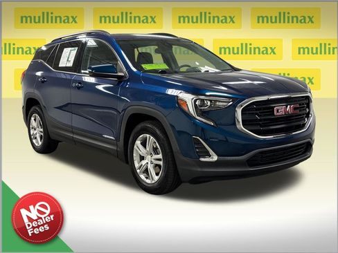 Used 2020 GMC Terrain SLE w/ Driver Convenience Package FWD image 1