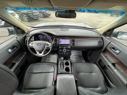 Used 2013 Ford Flex Limited FWD image 16