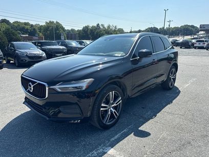 Used 2018 Volvo XC60 T6 Momentum w/ Convenience Package