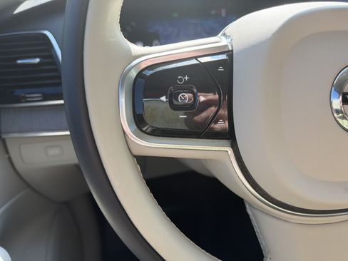 Certified 2024 Volvo XC90 B6 Plus w/ Protection Package Premier AWD/4WD image 38