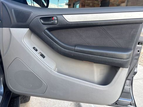 Used 2004 Toyota 4Runner SR5 image 20