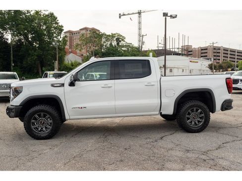New 2026 GMC Sierra 1500 AT4X w/ LPO, Black Badging Package AWD/4WD image 5