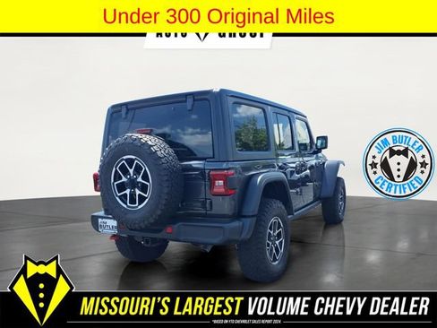 Used 2024 Jeep Wrangler Unlimited Rubicon w/ Convenience Group AWD/4WD image 22