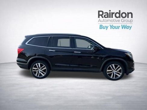 Used 2017 Honda Pilot Touring image 8