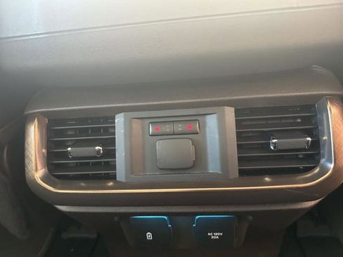 Certified 2025 Ford F150 King Ranch image 25