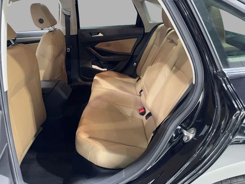 Used 2020 Volkswagen Jetta SE image 22