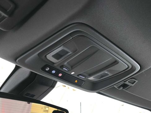 Used 2022 Chevrolet Silverado 3500 LTZ w/ Safety Package AWD/4WD image 35