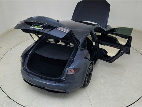 Used 2023 Tesla Model S Standard Range image 85