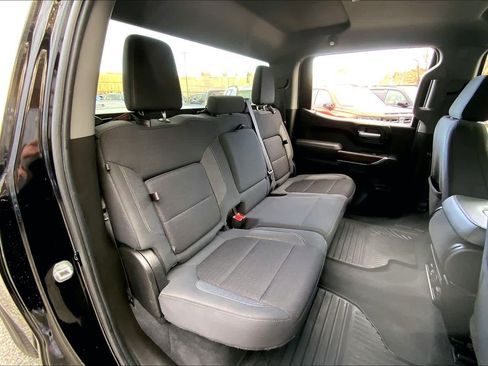 Used 2021 Chevrolet Silverado 1500 RST image 19