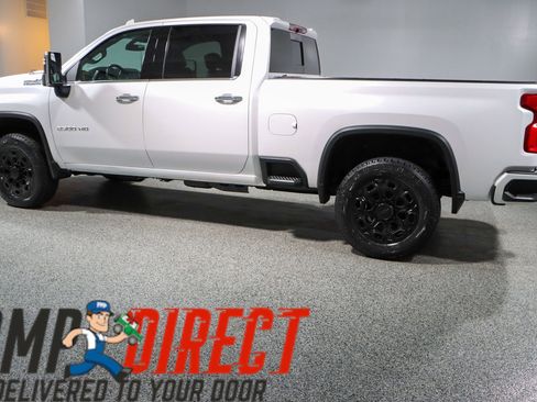 Used 2022 Chevrolet Silverado 2500 High Country image 10