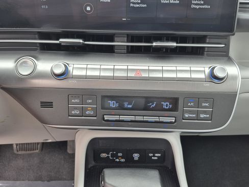 Certified 2024 Hyundai Kona SEL FWD image 23