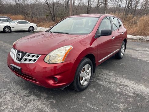 Used 2013 Nissan Rogue S AWD/4WD image 1