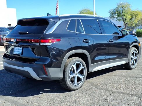 New 2026 Volkswagen Tiguan SE FWD image 4