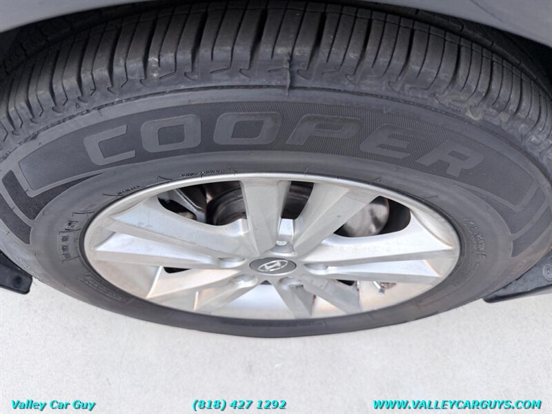 Used 2015 Hyundai Sonata SE FWD image 32