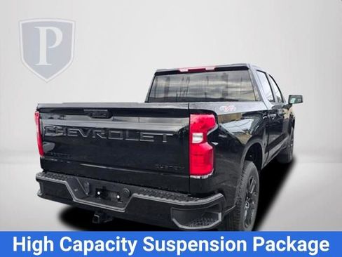 New 2026 Chevrolet Silverado 1500 Custom w/ LPO, Dark Essentials Package AWD/4WD image 8