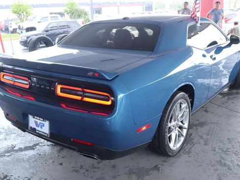 Used 2022 Dodge Challenger GT AWD/4WD image 5