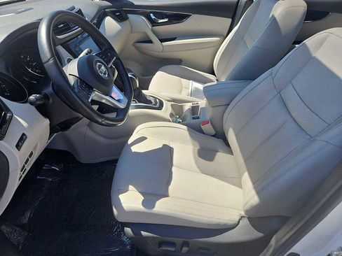 Used 2019 Nissan Rogue Sport SL w/ Premium Package AWD/4WD image 14