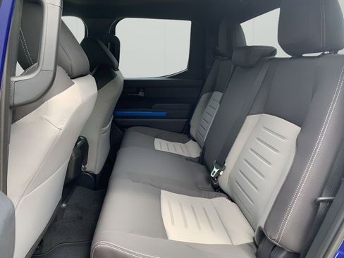 New 2025 Toyota Tacoma TRD Off-Road image 12