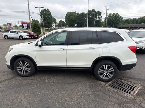 Used 2016 Honda Pilot EX image 4