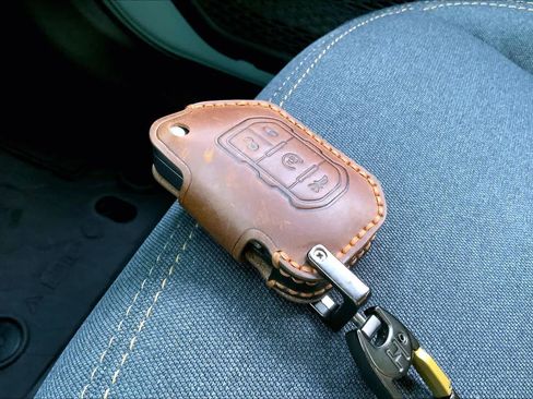 Used 2024 Jeep Wrangler Sport S image 15