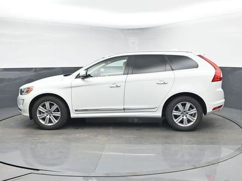 Used 2016 Volvo XC60 T6 w/ Proximity Package image 5