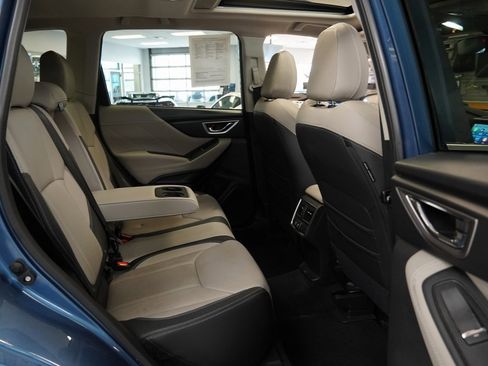 Used 2021 Subaru Forester Limited image 24