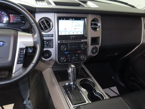 Used 2017 Ford Expedition EL Limited w/ Equipment Group 301A image 42