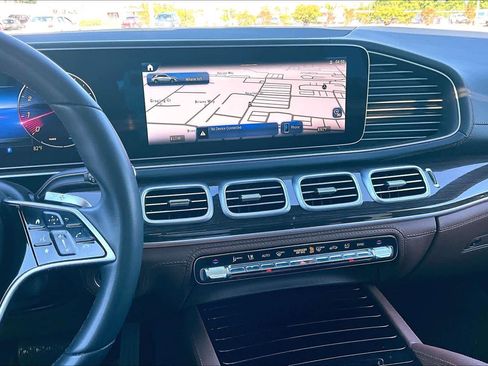 Certified 2025 Mercedes-Benz GLE 450 4MATIC image 7