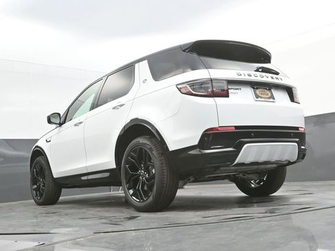 New 2026 Land Rover Discovery Sport Landmark AWD/4WD image 38