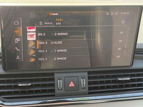 Used 2023 Audi Q5 e Premium Plus w/ Premium Plus Package AWD/4WD image 23