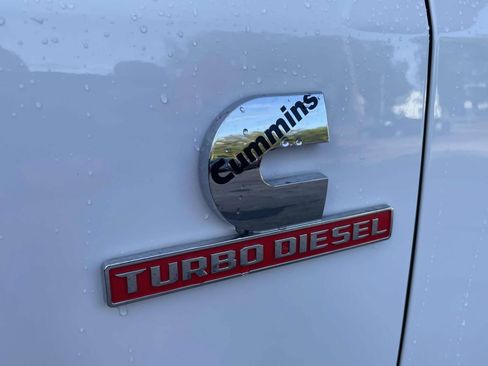Used 2026 RAM 2500 Laramie AWD/4WD image 15