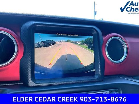 Used 2021 Jeep Wrangler Unlimited Rubicon AWD/4WD image 21